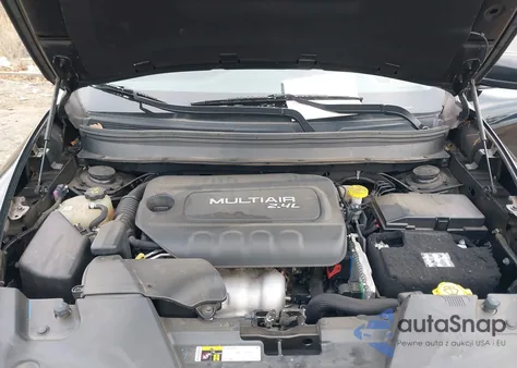 2018 Jeep Cherokee Latitude Fwd z USA, uszkodzony, nr VIN 1C4PJLCBXJD595427